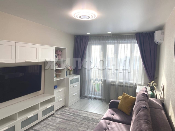 
  Продается 2-комн. квартира, 49.9 м², Попова ул, д. 73
. Фото 4.