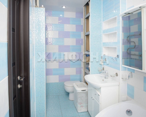 
  Продается 2-комн. квартира, 61.6 м², Попова ул, д. 100
. Фото 12.