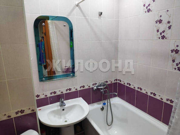 
  Продается 3-комн. квартира, 56 м², Чеглецова ул, д. 23
. Фото 1.