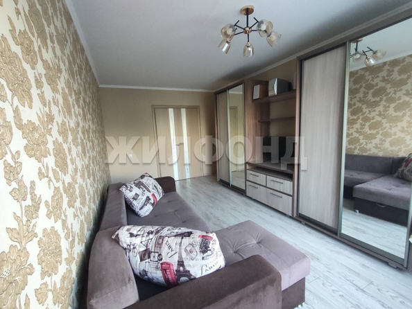 
  Продается 3-комн. квартира, 64.1 м², Малахова ул, д. 33
. Фото 3.