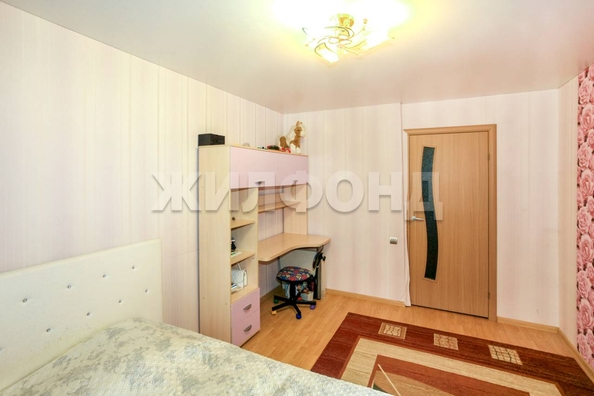 
  Продается 3-комн. квартира, 66 м², Юрина ул, д. 208
. Фото 5.