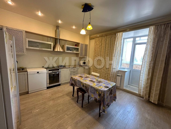 
  Продается 3-комн. квартира, 84.5 м², 40 лет Победы ул, д. 40
. Фото 7.