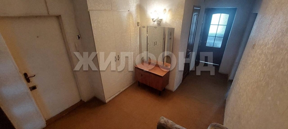 
  Продается 3-комн. квартира, 71 м², Попова ул, д. 194
. Фото 6.