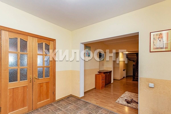 
  Продается 4-комн. квартира, 217.6 м², Попова ул, д. 98а
. Фото 17.