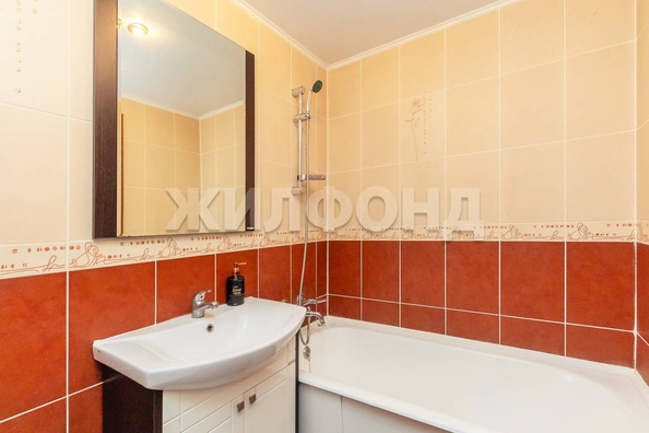 
  Продается 2-комн. квартира, 43.2 м², 40 лет Октября ул
. Фото 12.