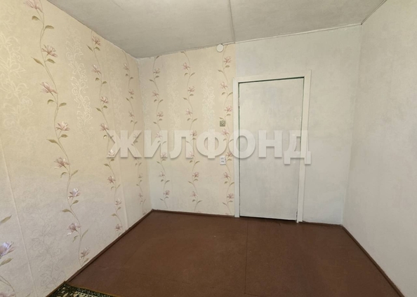 
  Продается 2-комн. квартира, 47.5 м², Строителей ул, д. 4
. Фото 4.