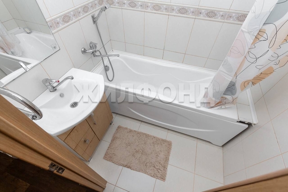 
  Продается 3-комн. квартира, 61 м², Веры Кащеевой ул, д. 7
. Фото 7.