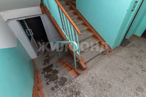
  Продается 3-комн. квартира, 61 м², Веры Кащеевой ул, д. 7
. Фото 9.