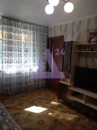 
  Продается 4-комн. квартира, 59 м², Алтайская ул, д. 31
. Фото 7.