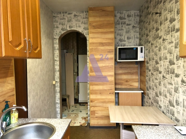 
  Продается 2-комн. квартира, 54.5 м², Партизанская ул, д. 120
. Фото 8.