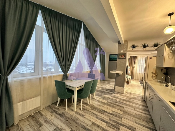 
  Продается 4-комн. квартира, 127 м², Папанинцев ул, д. 134
. Фото 5.