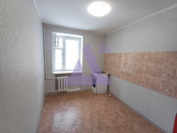 
  Продается 3-комн. квартира, 62 м², Лазурная ул, д. 24
. Фото 10.