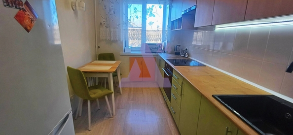 
  Продается 2-комн. квартира, 51 м², Космонавтов ул, д. 20
. Фото 8.