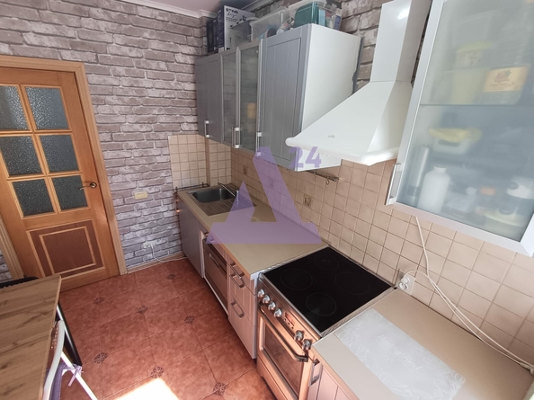 
  Продается 3-комн. квартира, 58.4 м², Шумакова ул, д. 52
. Фото 8.