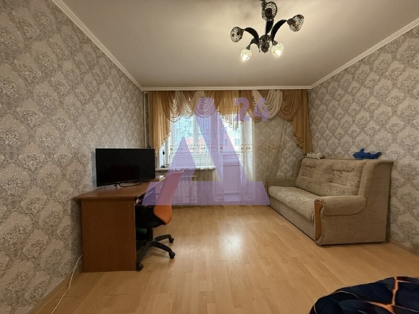 
  Продается 1-комн. квартира, 37 м², Лазурная ул, д. 40
. Фото 7.