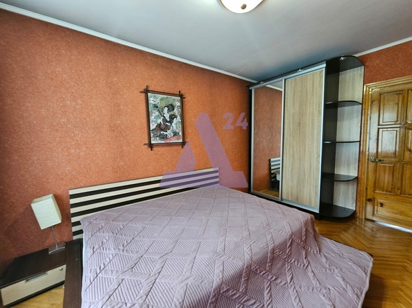 
  Продается 3-комн. квартира, 70 м², Строителей пр-кт, д. 34
. Фото 15.