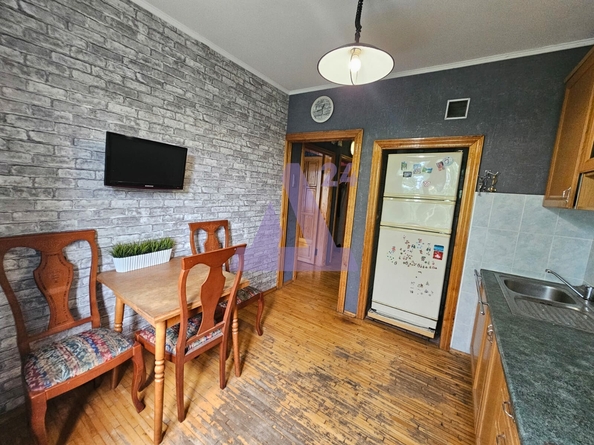 
  Продается 3-комн. квартира, 70 м², Строителей пр-кт, д. 34
. Фото 20.