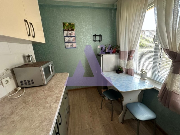 
  Продается 3-комн. квартира, 54 м², Георгия Исакова ул, д. 232
. Фото 6.