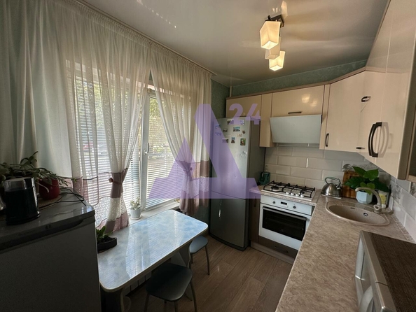 
  Продается 3-комн. квартира, 54 м², Георгия Исакова ул, д. 232
. Фото 7.