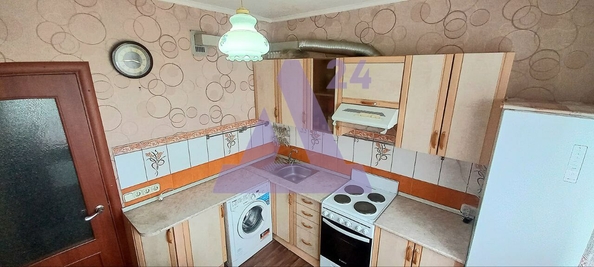 
  Продается 3-комн. квартира, 65.4 м², Строителей пр-кт, д. 34
. Фото 7.