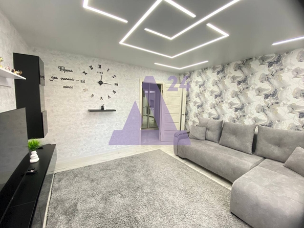 
  Продается 2-комн. квартира, 53 м², ЖК Радужный, Анатолия, 90, 3 очередь
. Фото 2.