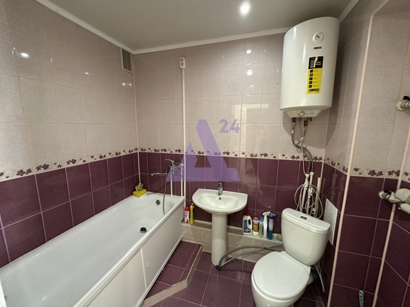 
  Продается 2-комн. квартира, 46 м², Солнечная Поляна ул, д. 105
. Фото 8.