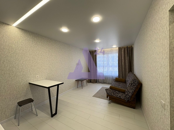 
  Продается 2-комн. квартира, 37 м², Солнечная Поляна ул, д. 94
. Фото 5.