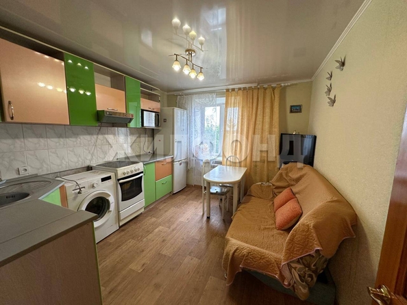 
  Продается 1-комн. квартира, 33 м², Малахова ул
. Фото 1.