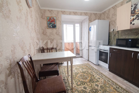 
  Продается 1-комн. квартира, 35 м², Космонавтов ул
. Фото 4.