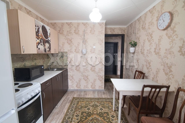 
  Продается 1-комн. квартира, 35 м², Космонавтов ул
. Фото 5.