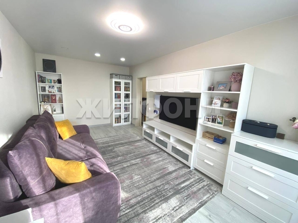 
  Продается 2-комн. квартира, 49.9 м², Попова ул
. Фото 3.