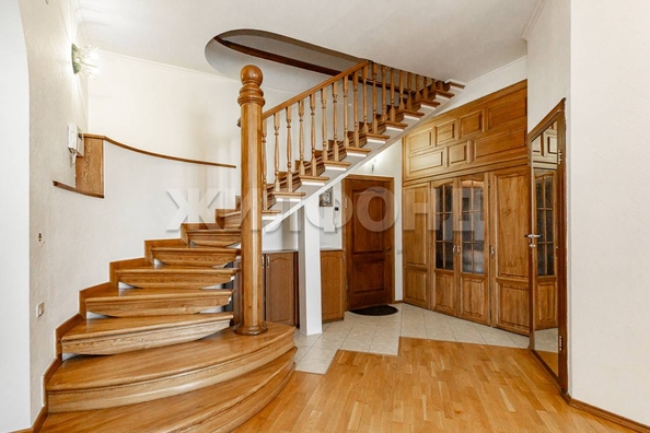 
  Продается 3-комн. квартира, 179.8 м², Партизанская ул
. Фото 15.