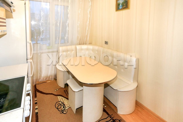 
  Продается 3-комн. квартира, 66 м², Юрина ул
. Фото 8.