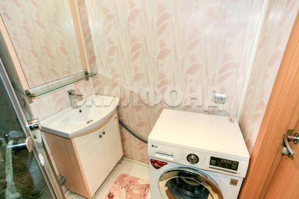
  Продается 3-комн. квартира, 66 м², Юрина ул
. Фото 9.