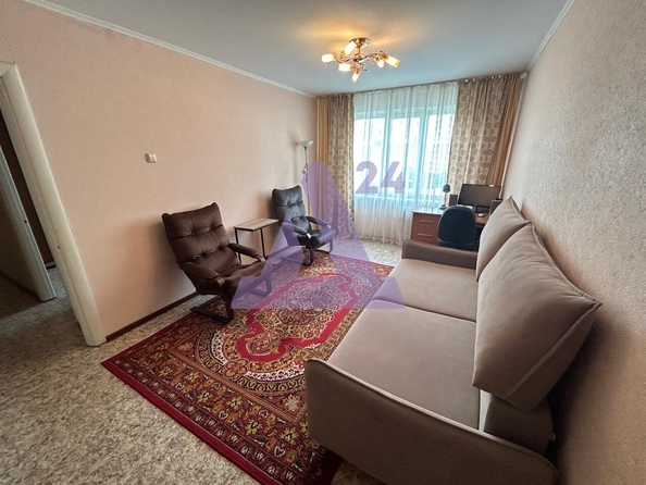 
  Продается 2-комн. квартира, 48.9 м², Малахова ул, д. 140
. Фото 8.
