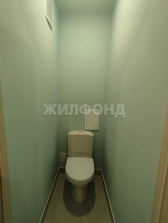 
  Продается 3-комн. квартира, 51.8 м², Антона Петрова ул
. Фото 10.
