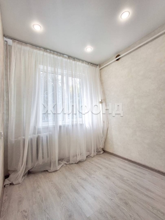 
  Продается 3-комн. квартира, 53 м², Антона Петрова ул
. Фото 4.