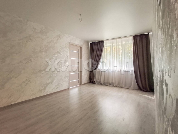 
  Продается 3-комн. квартира, 53 м², Антона Петрова ул
. Фото 10.