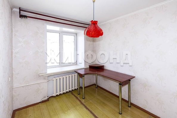 
  Продается 4-комн. квартира, 74 м², Космонавтов ул
. Фото 5.