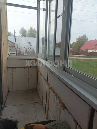 
  Продается 3-комн. квартира, 62.8 м², Майская ул
. Фото 18.