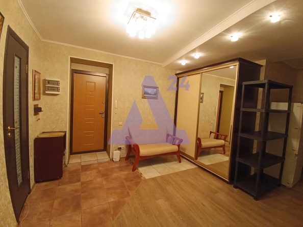 
  Продается 3-комн. квартира, 70 м², Краевая ул, д. 259
. Фото 4.