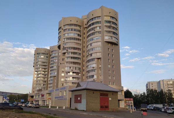 
  Сдается офис, 631 м², Малахова ул, д. 119
. Фото 1.