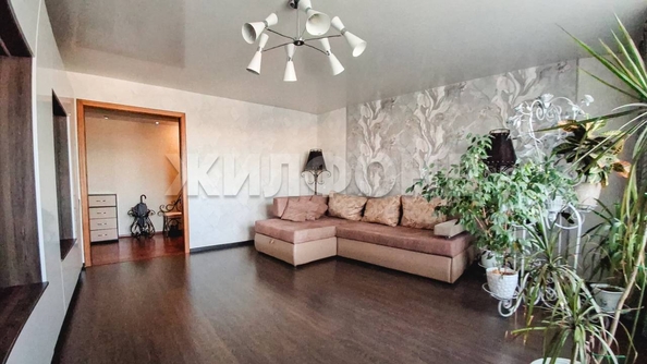 
  Продается 2-комн. квартира, 69 м², Новороссийская ул
. Фото 2.