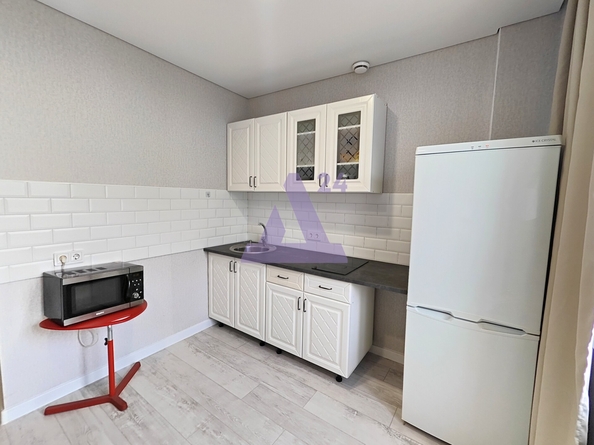 
  Продается 1-комн. квартира, 36.3 м², Лазурная ул, д. 41
. Фото 1.