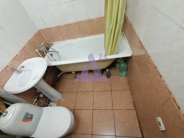 
  Продается 3-комн. квартира, 42.1 м², Сизова ул, д. 51
. Фото 10.