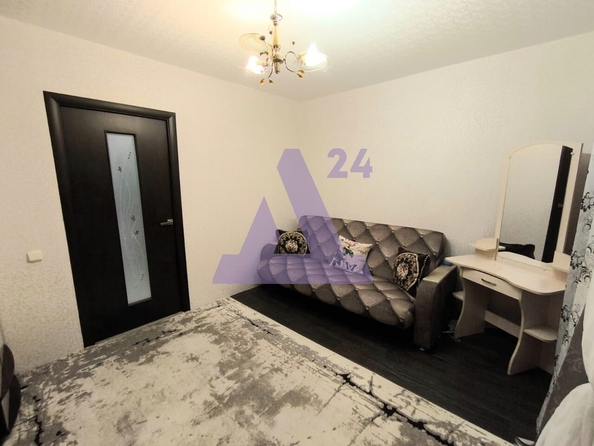 
  Продается 2-комн. квартира, 49.5 м², Взлетная ул, д. 46
. Фото 7.