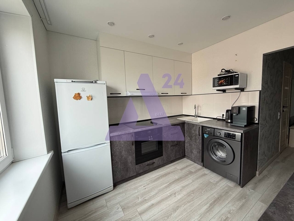 
  Продается 1-комн. квартира, 36 м², Солнечная Поляна ул, д. 99б
. Фото 1.