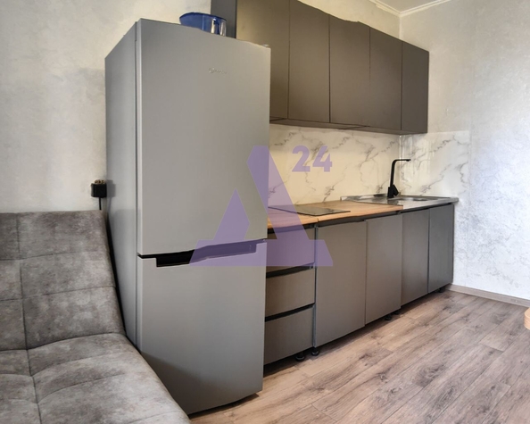 
  Продается 1-комн. квартира, 32.9 м², Ленина пр-кт, д. 153
. Фото 3.