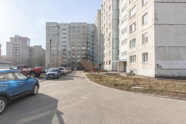 
  Продам 4-комн. квартиру 99.8 м². Фото 18.