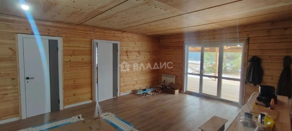 
  Продам коттедж 182.3 м². Фото 5.